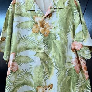 Tommy Bahama Camp Shirt XL